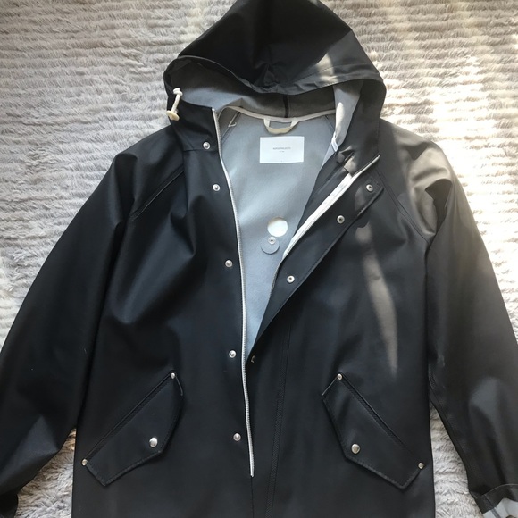 elka rain jacket